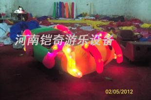 供應七彩燈游樂氣模車與雙人充氣電瓶車 創新玩具的娛樂新體驗